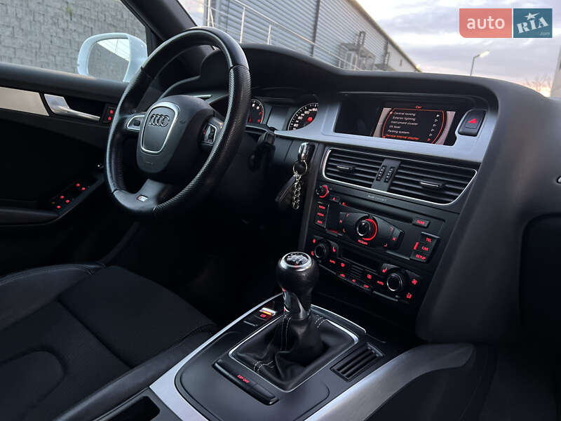 Універсал Audi A4 2010 в Луцьку