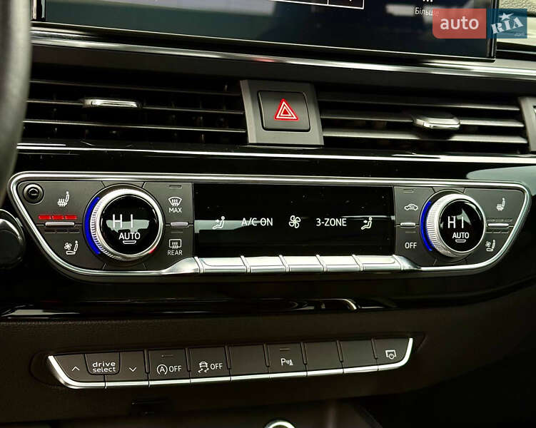 Седан Audi A4 2020 в Києві