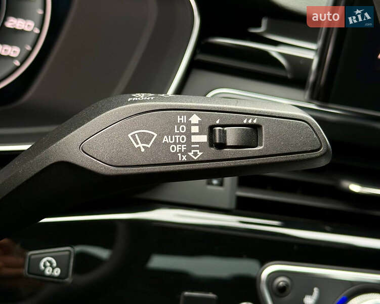 Седан Audi A4 2020 в Києві