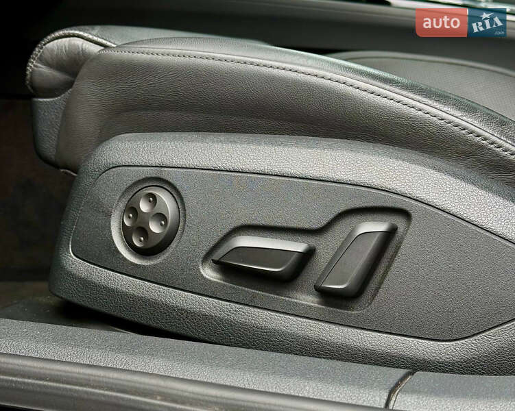 Седан Audi A4 2020 в Києві