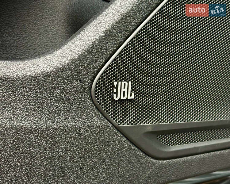 Седан Audi A4 2020 в Києві