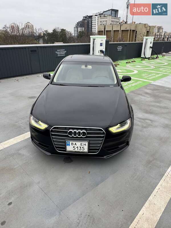 Седан Audi A4 2012 в Киеве фото 6 Седан Audi A4 2012 в Киеве