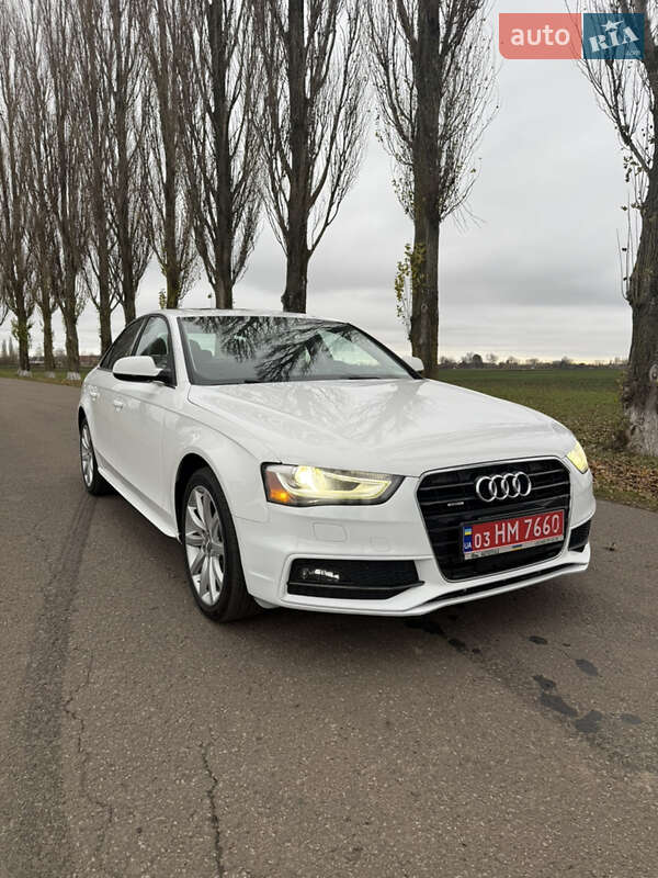 Седан Audi A4 2014 в Луцке