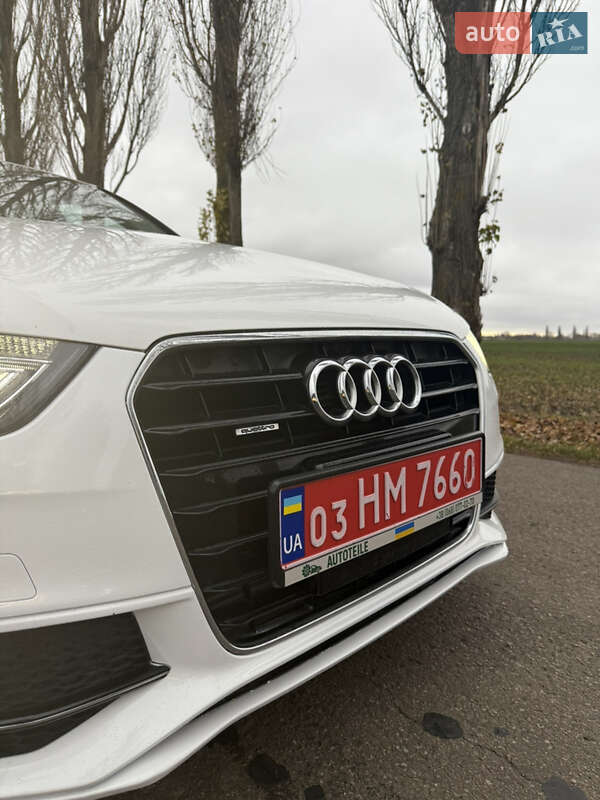 Седан Audi A4 2014 в Луцке