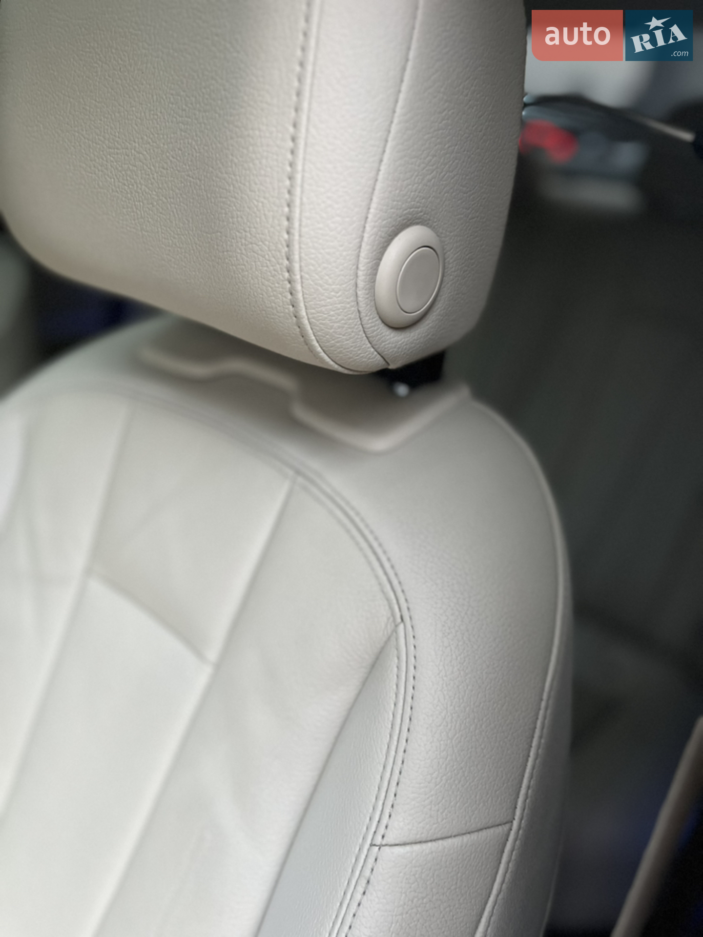 2016 Audi A4 - мініатюра 28