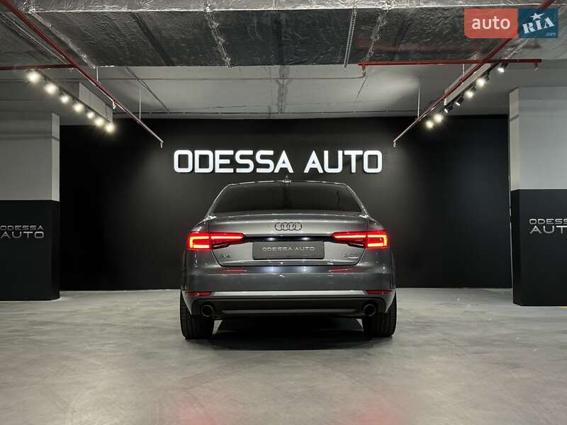 Седан Audi A4 2017 в Одесі