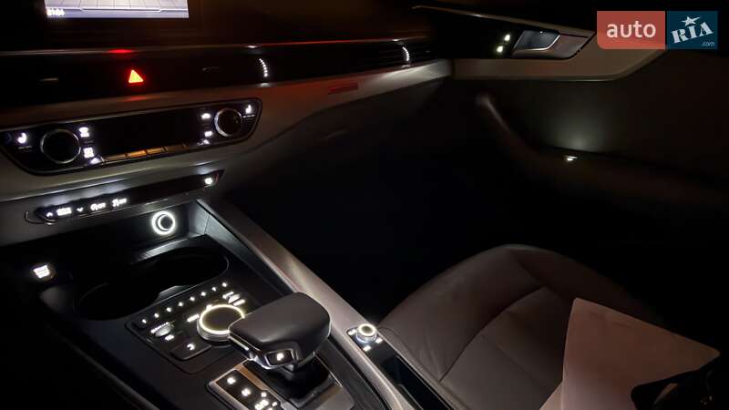 Седан Audi A4 2017 в Киеве фото 32 Седан Audi A4 2017 в Киеве