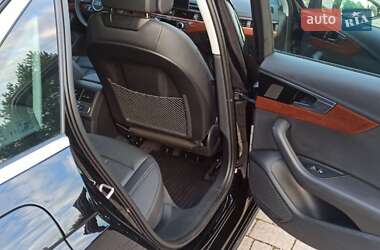Седан Audi A4 2022 в Львове