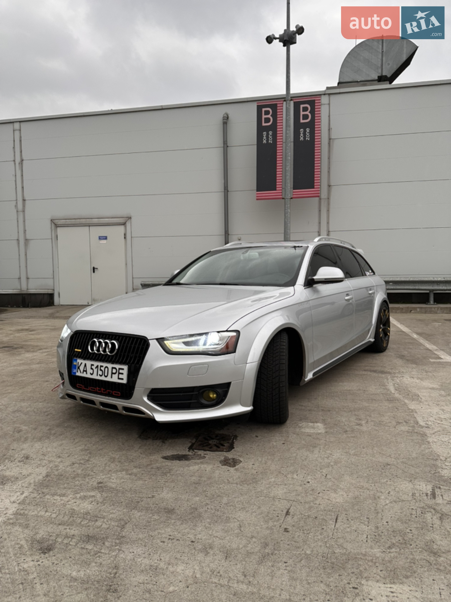 2012 Audi A4 - мініатюра 2