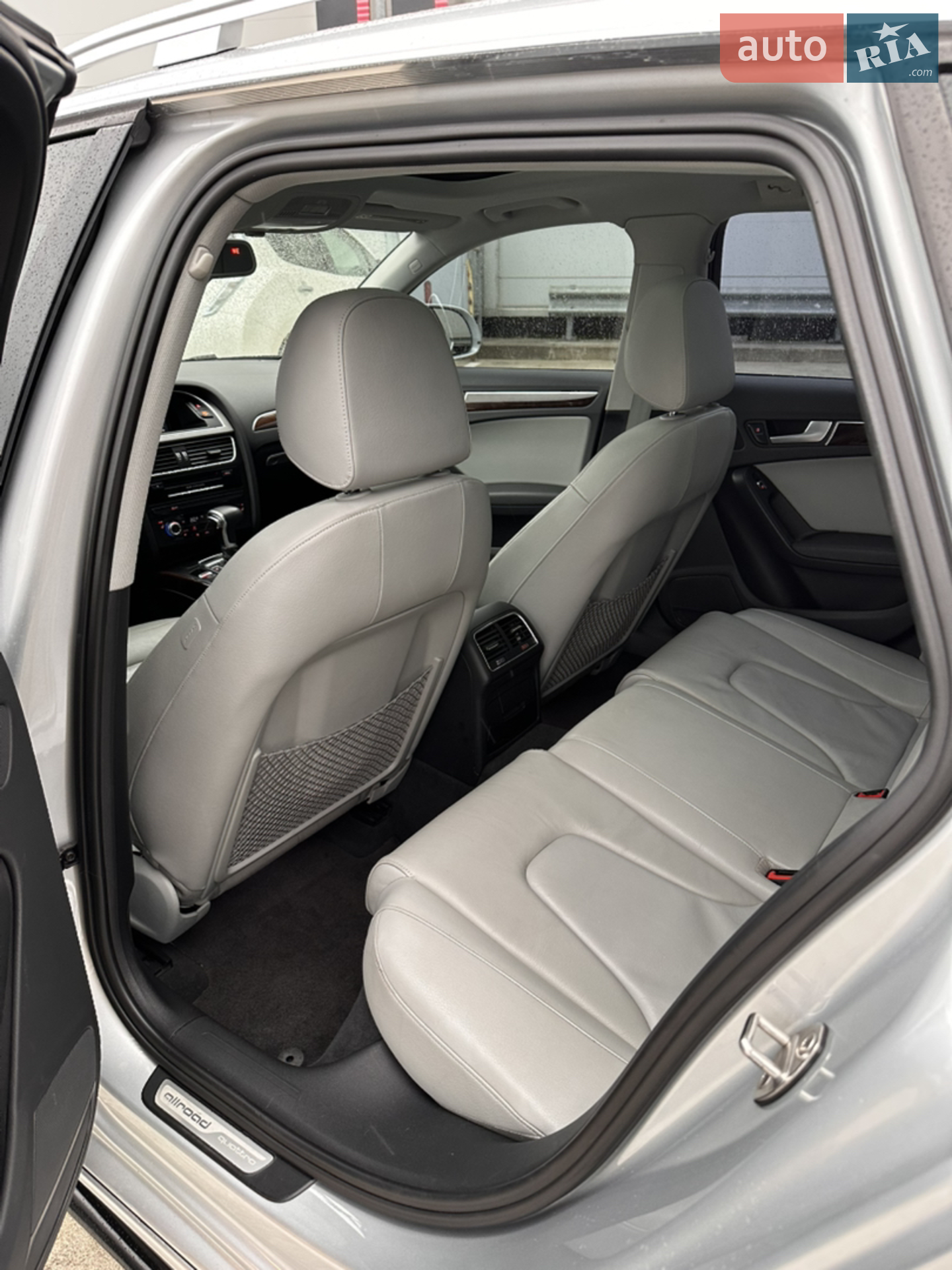 2012 Audi A4 - мініатюра 16