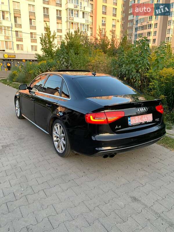 Седан Audi A4 2013 в Рівному