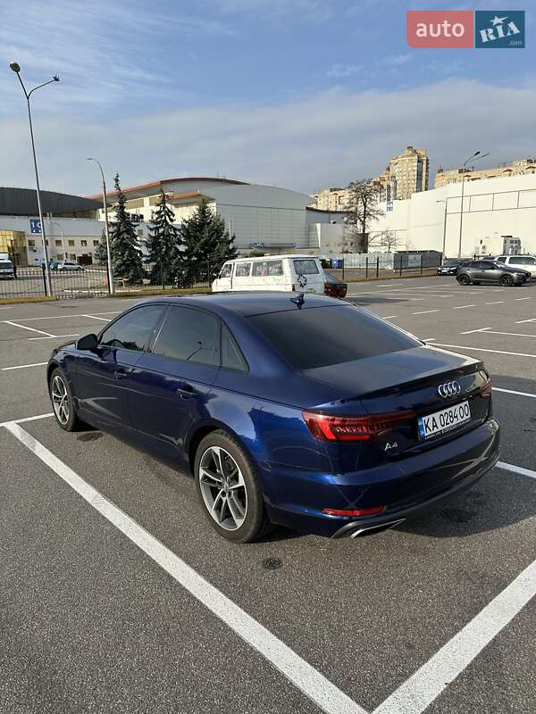 Седан Audi A4 2019 в Києві