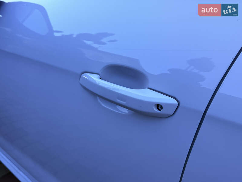 Универсал Audi A4 2022 в Мукачево