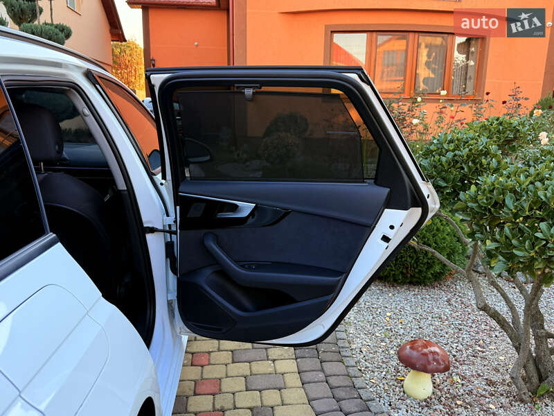 Универсал Audi A4 2022 в Мукачево