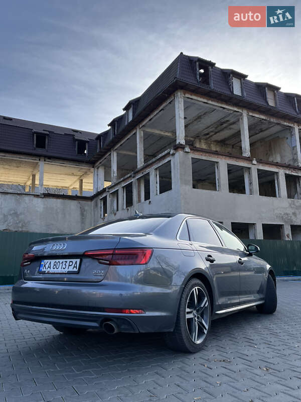 Седан Audi A4 2016 в Львове