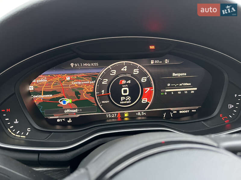 Седан Audi A4 2018 в Львові