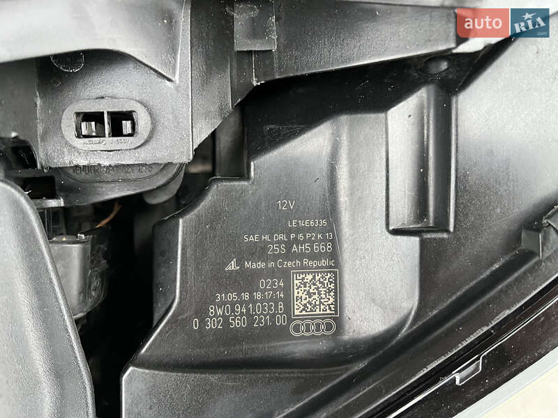 Седан Audi A4 2018 в Львові