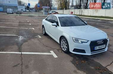 Седан Audi A4 2018 в Киеве