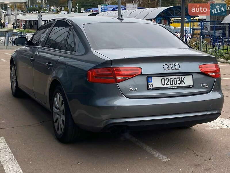 Седан Audi A4 2013 в Києві