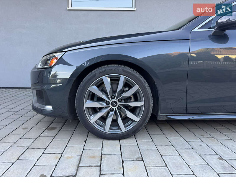 Седан Audi A4 2021 в Луцьку