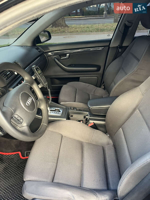 Универсал Audi A4 2003 в Ровно