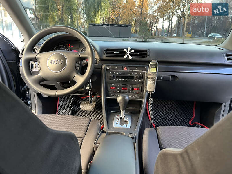 Универсал Audi A4 2003 в Ровно