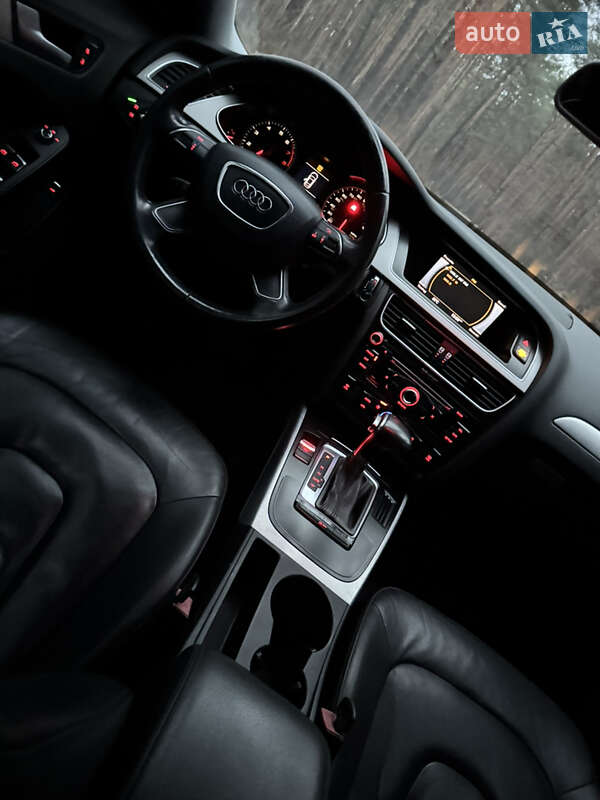 Седан Audi A4 2013 в Решетилівці