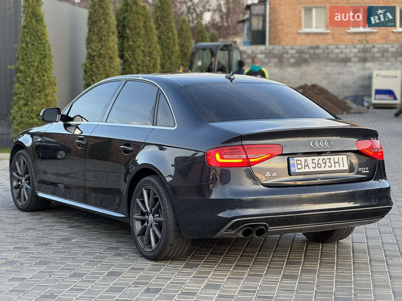 Седан Audi A4 2014 в Кропивницком