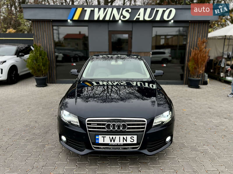 Седан Audi A4 2010 в Одессе