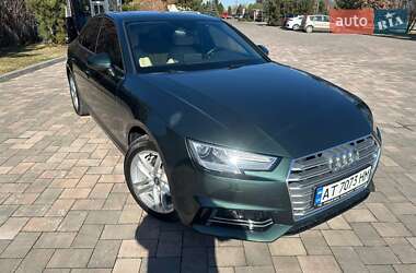 Седан Audi A4 2016 в Львове