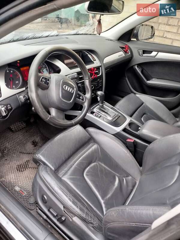 Седан Audi A4 2010 в Кагарлыке