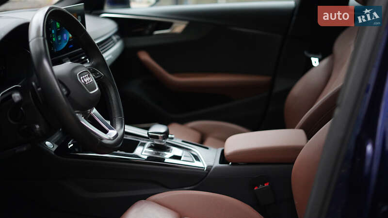 Седан Audi A4 2020 в Одессе
