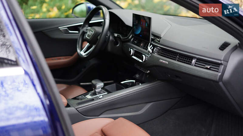 Седан Audi A4 2020 в Одессе