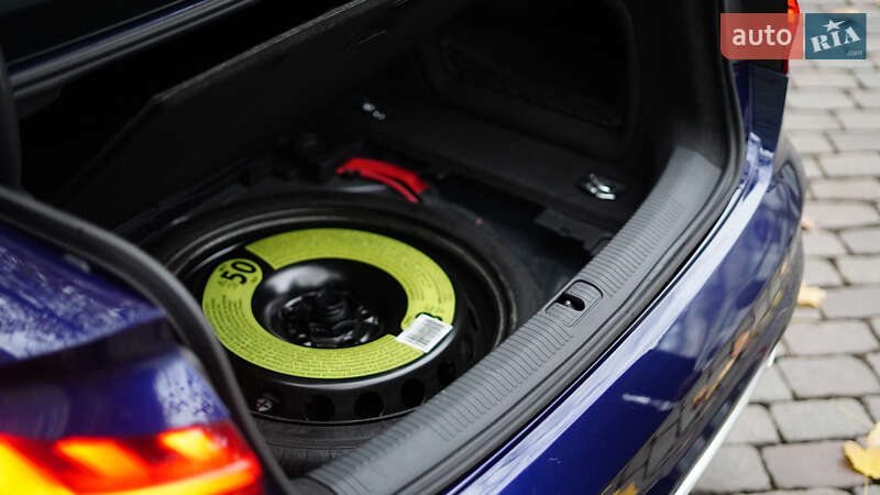 Седан Audi A4 2020 в Одессе