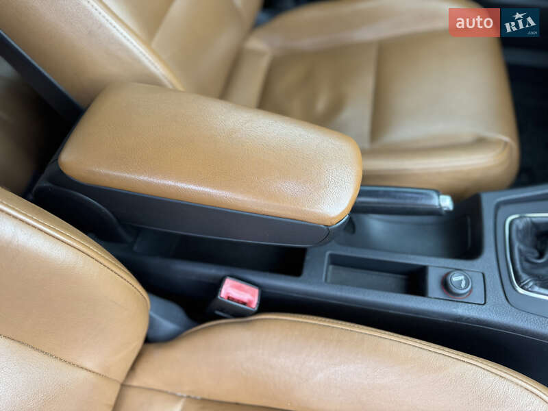 Седан Audi A4 2005 в Звягеле