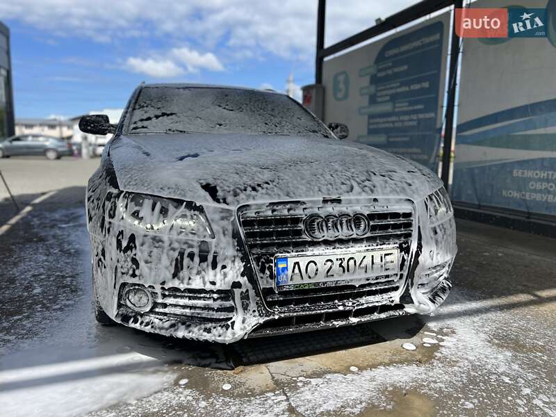 Універсал Audi A4 2010 в Тячеві