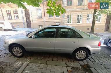 Седан Audi A4 1998 в Львове