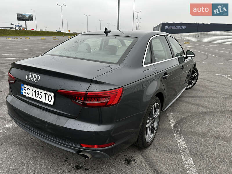 Седан Audi A4 2016 в Львове