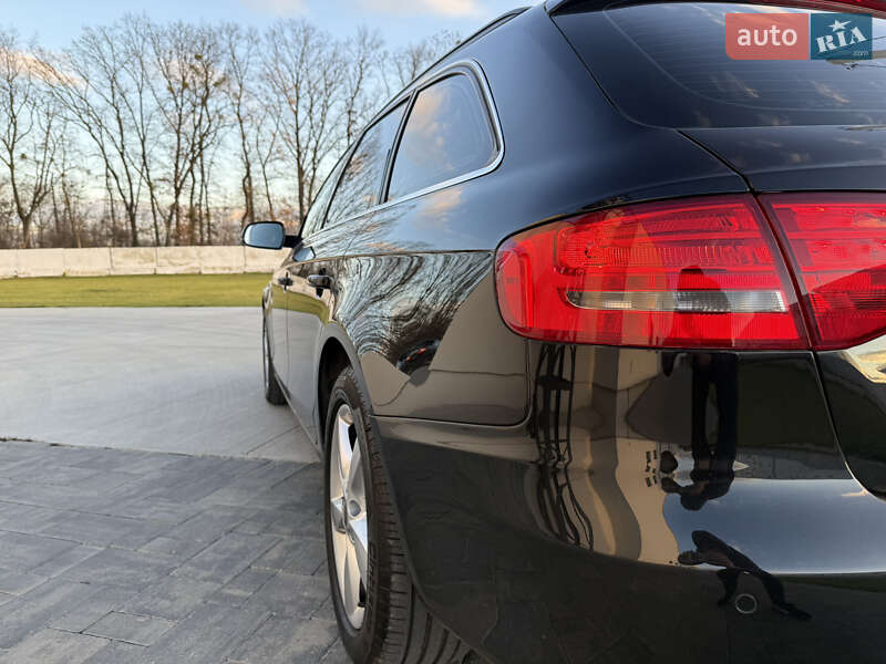 Універсал Audi A4 2010 в Луцьку