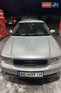 Седан Audi A4 2000 в Виннице