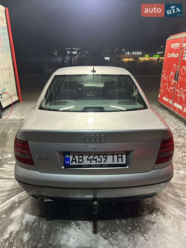 Седан Audi A4 2000 в Вінниці