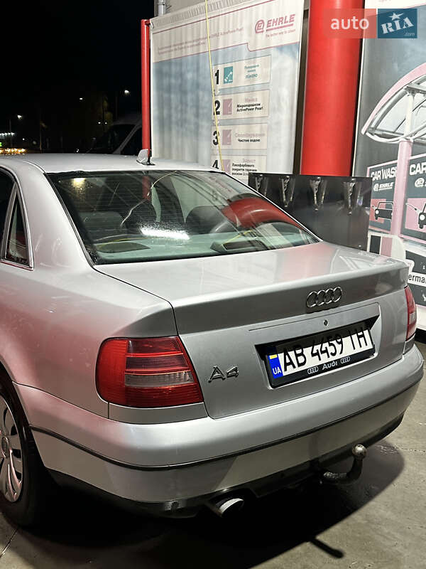 Седан Audi A4 2000 в Вінниці