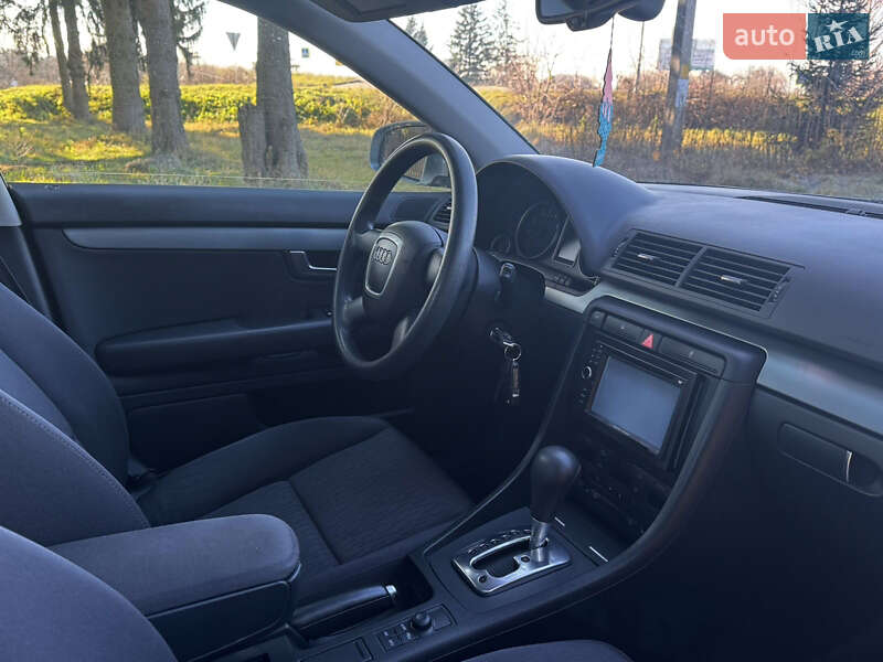 Седан Audi A4 2006 в Вознесенске