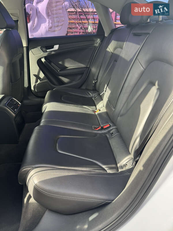 Седан Audi A4 2014 в Новоселиці фото 16 Седан Audi A4 2014 в Новоселиці