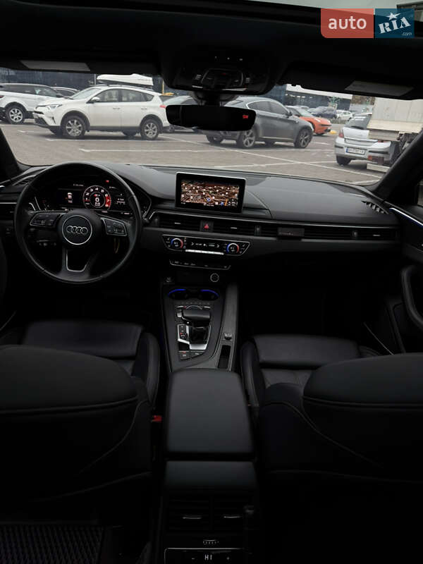 Седан Audi A4 2018 в Одесі