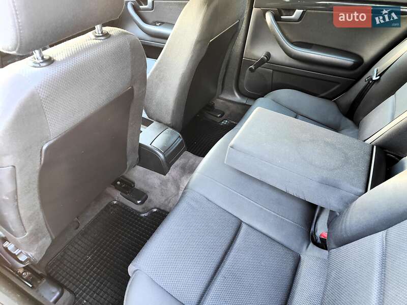 Універсал Audi A4 2004 в Києві