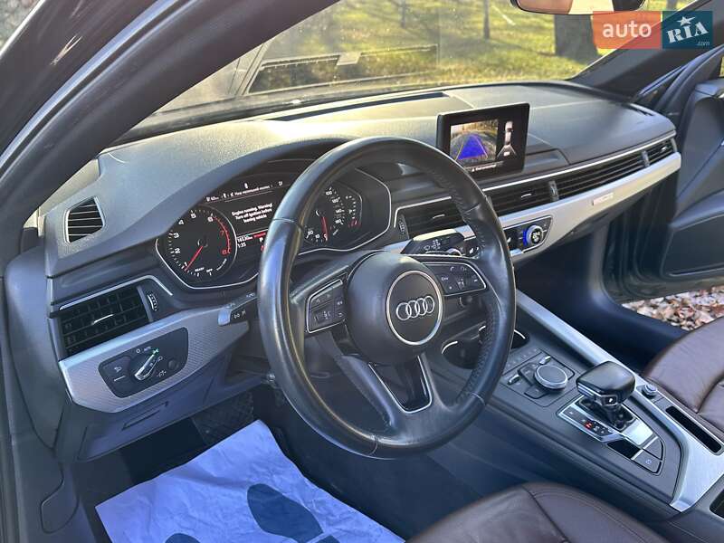 Седан Audi A4 2018 в Киеве