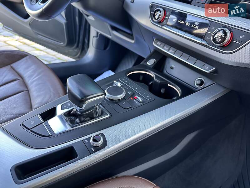 Седан Audi A4 2018 в Киеве