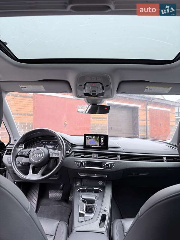 Седан Audi A4 2019 в Тернополе