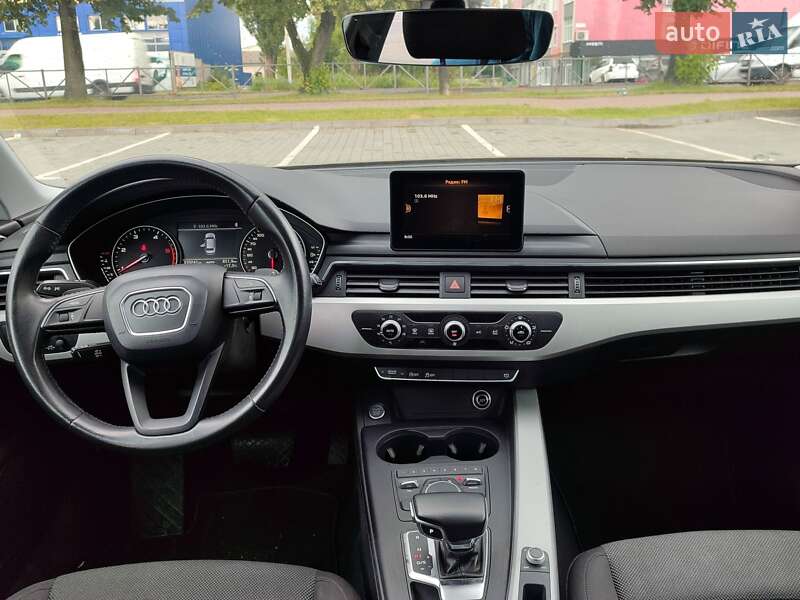 Универсал Audi A4 2016 в Хмельницком